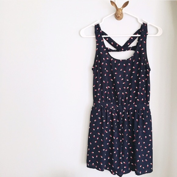 Forever 21 summer navy romper - Picture 3 of 7